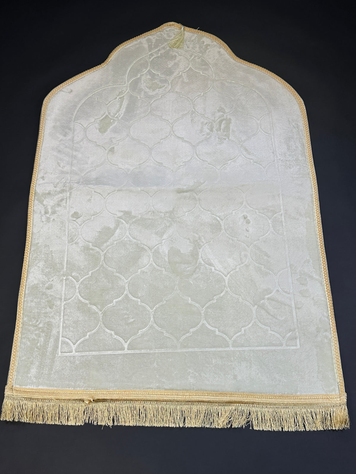 Cream velvet prayer mat